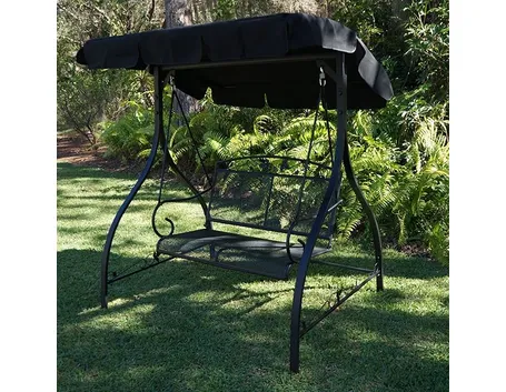 Una pensilina in ferro per il giardino